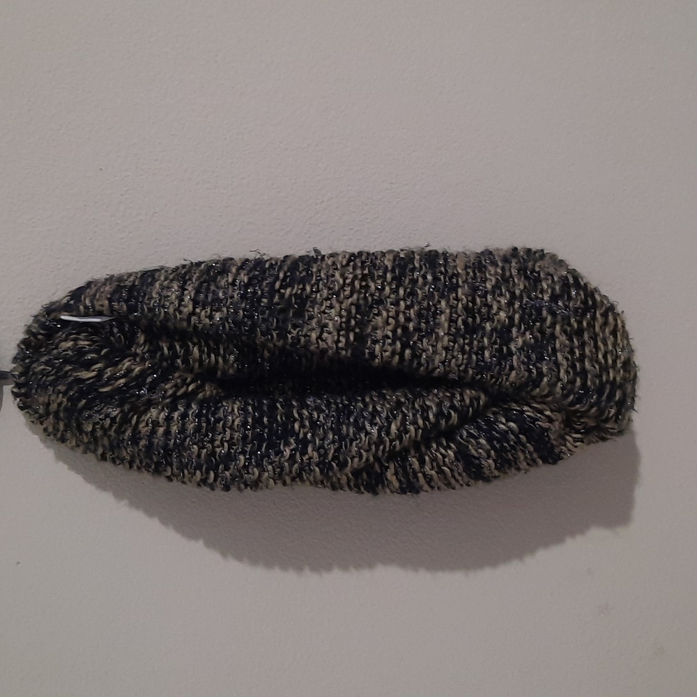 Black and gold sparkly infinity scarf